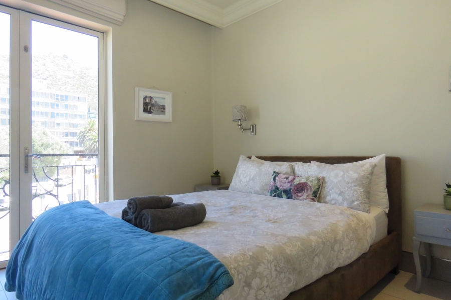 To Let 1 Bedroom Property for Rent in Green Point Western Cape